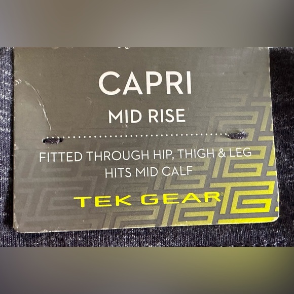 Tek Gear size 2X capri leggings - Picture 10 of 11
